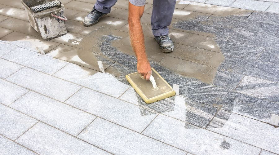 Professional roofing contractor services in Covina - Rynvexar Summit